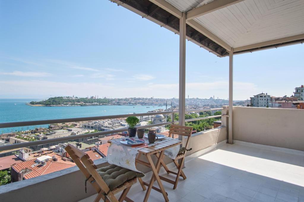 A Million Dollar View In The Heart Of The City Istambul Extérieur photo